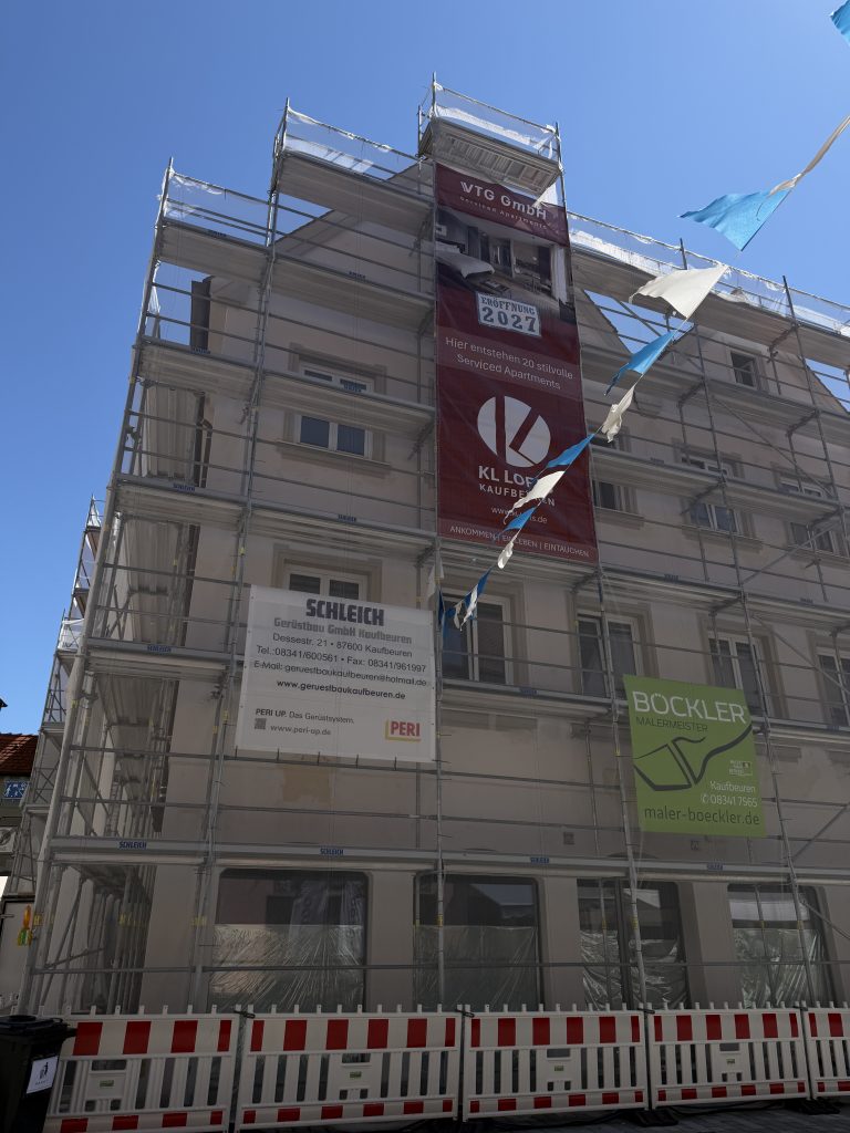 Eingerüstete Baustelle der KL Lofts